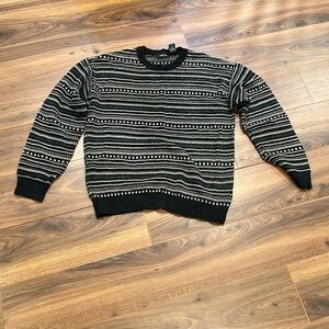 Claiborne black and patterned sweater size M
